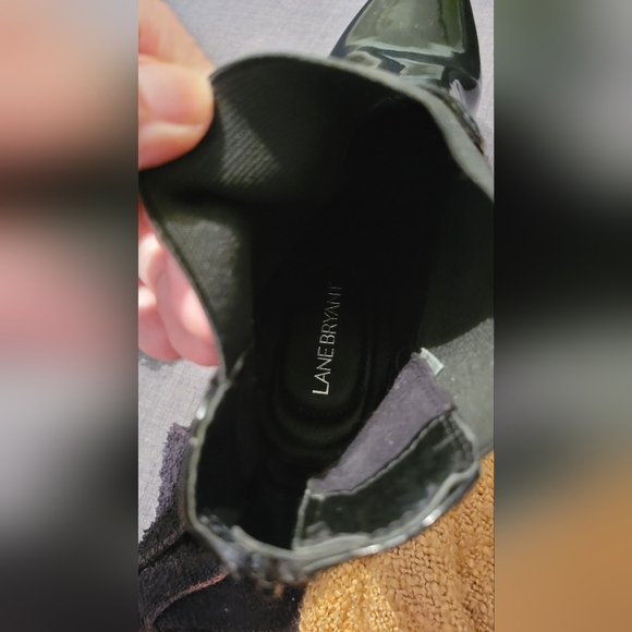 Boots - Picture 6 of 8